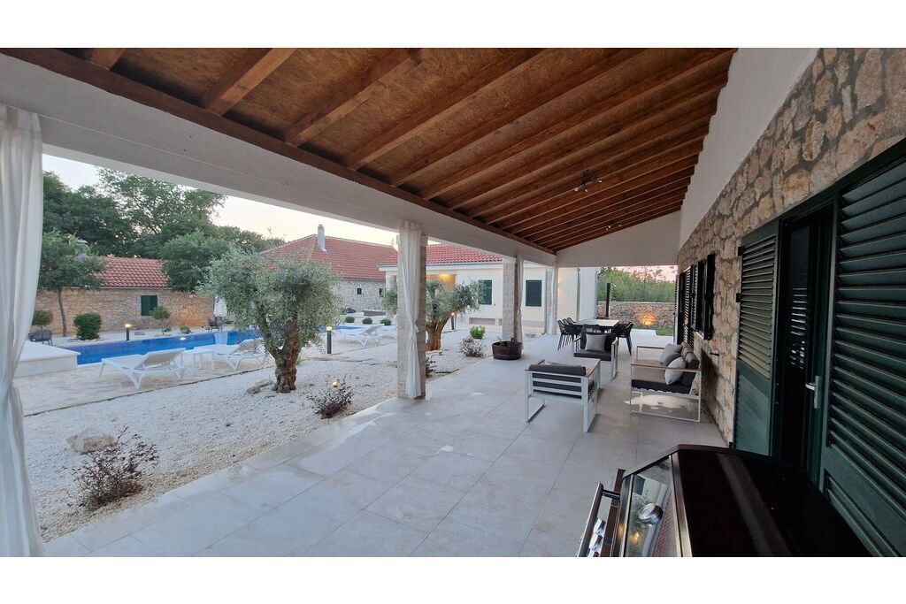 Photo of Patio Balcony in Oklaj