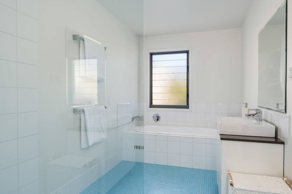 Photo of Bathroom in Merewether