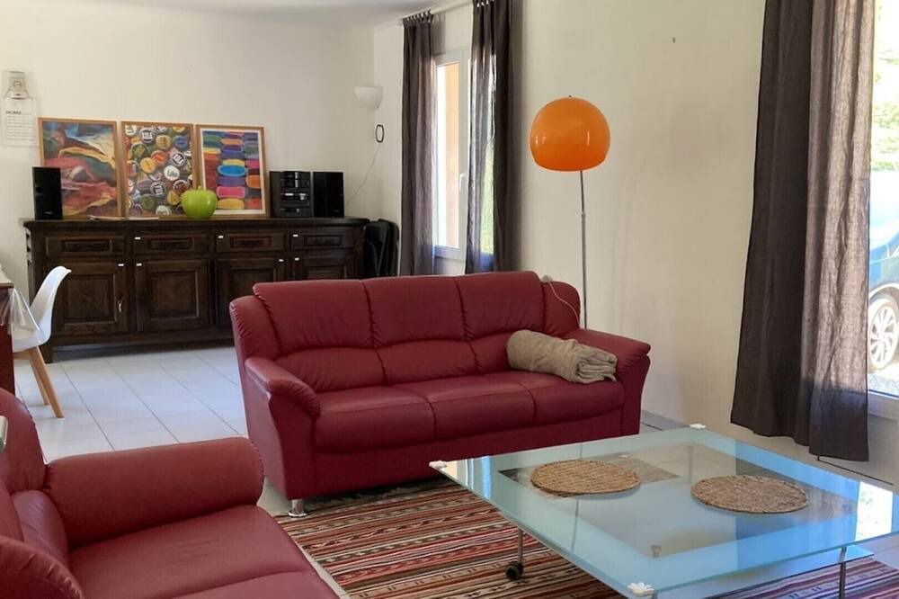 Photo of Livingroom in Montayral