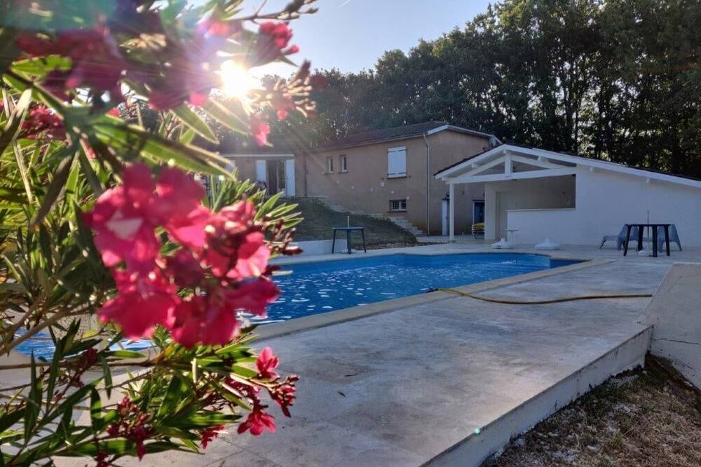 Photo of Outdoor in Montayral