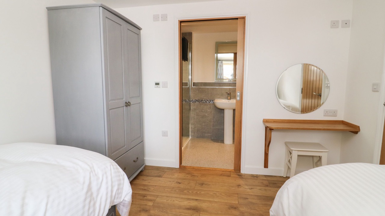 Photo of Others in Storwood