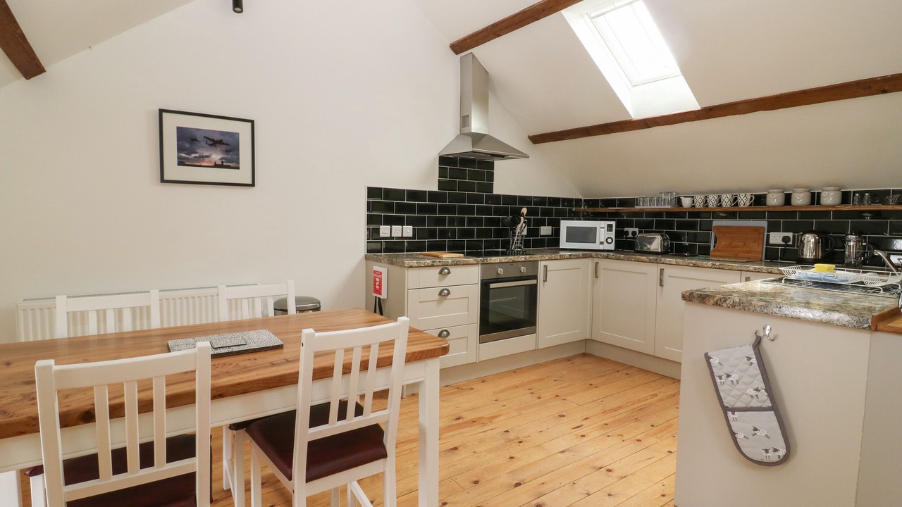 Photo of Others in Storwood