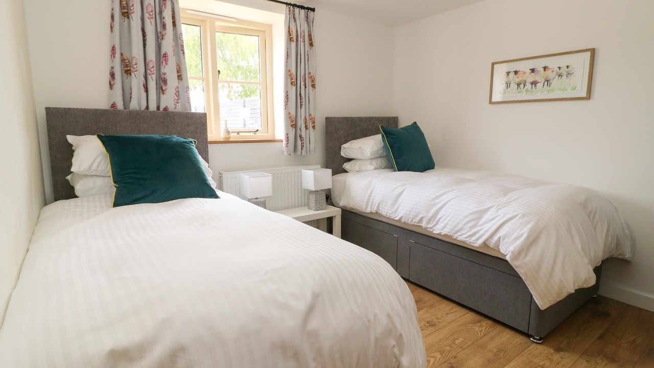 Photo of Others in Storwood