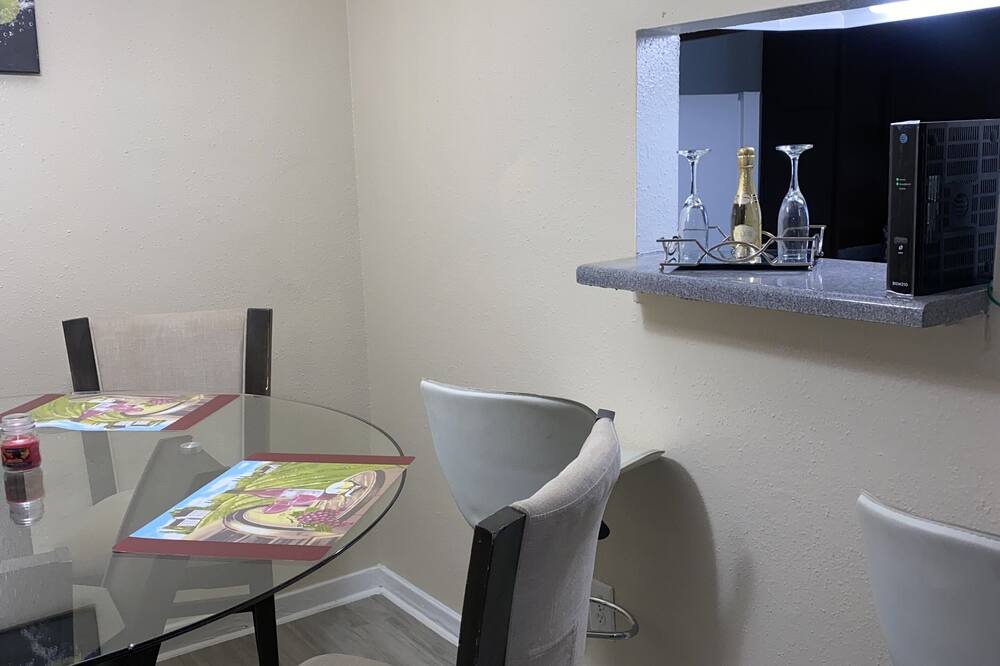Photo of Kitchen in Spring Branch West