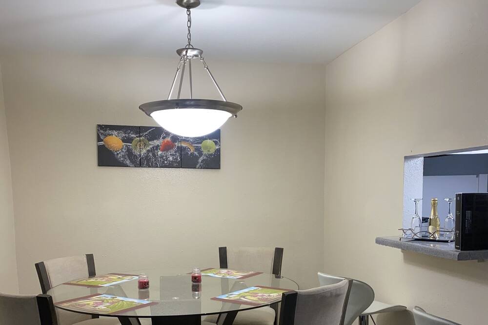 Photo of Kitchen in Spring Branch West