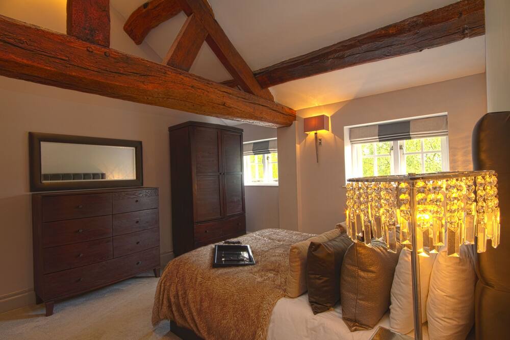 Photo of Bedroom in Nether Alderley