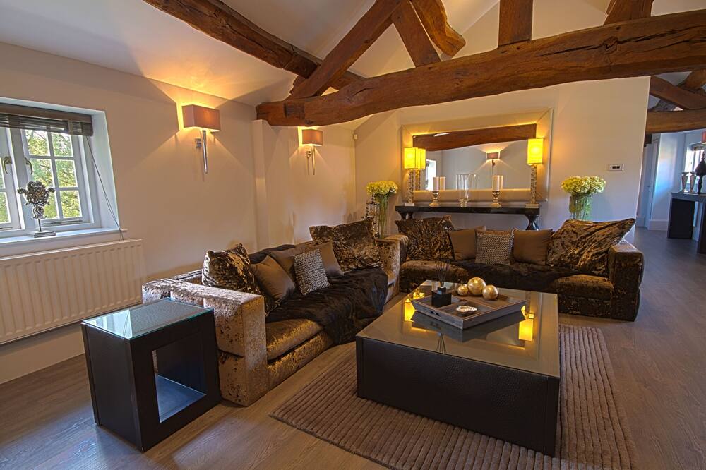 Photo of Livingroom in Nether Alderley