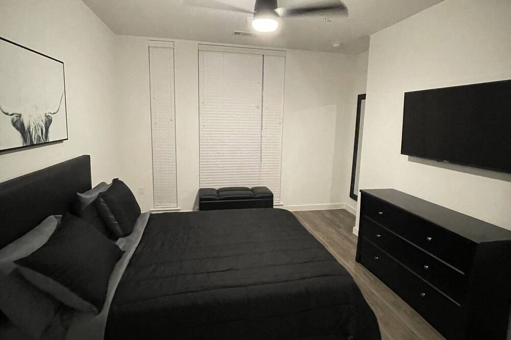 Photo of Bedroom in West Dallas