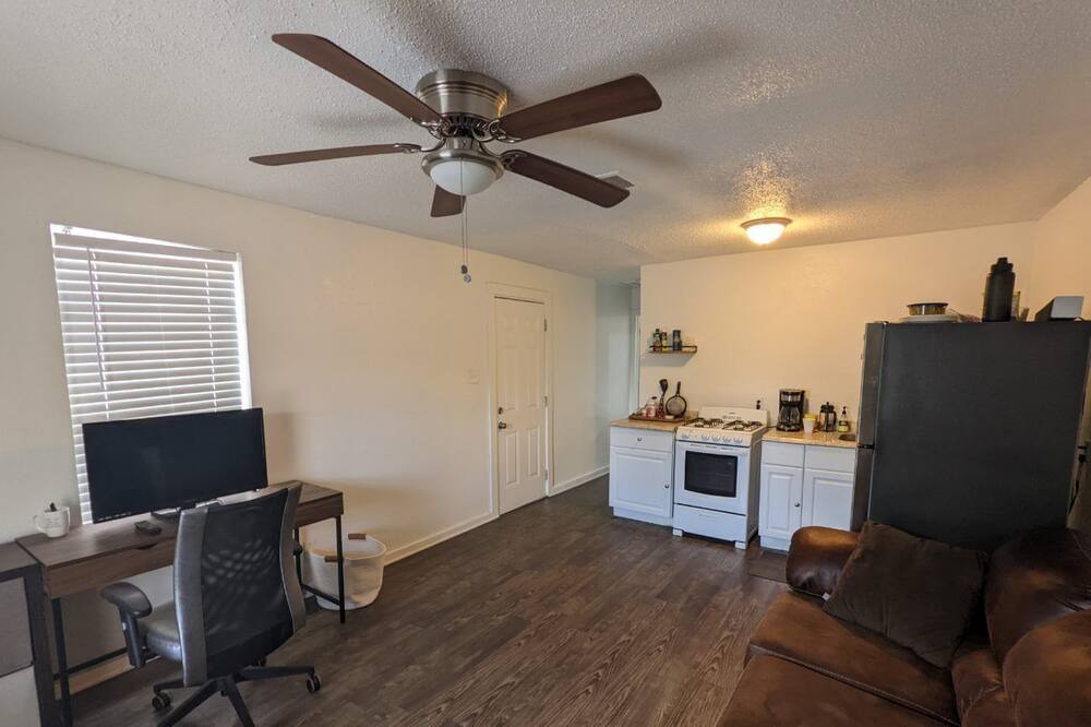 Photo of Livingroom in Rosewood