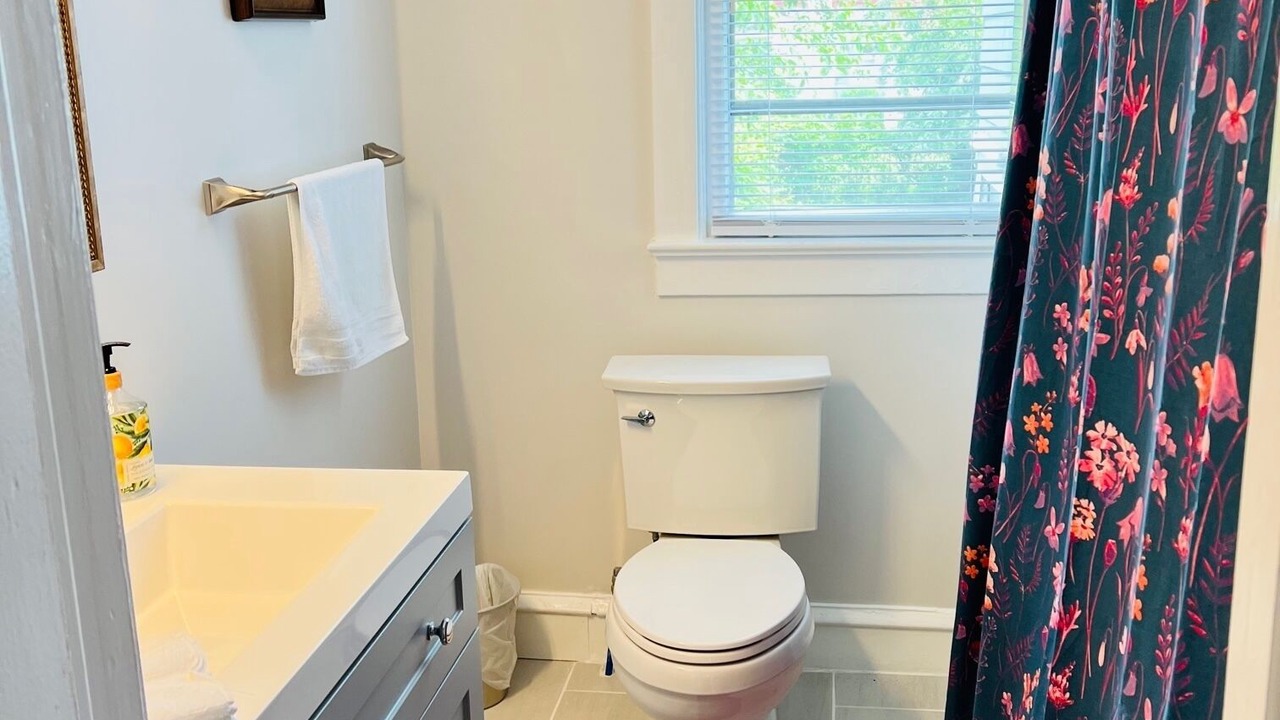 Photo of Others in Magnolia