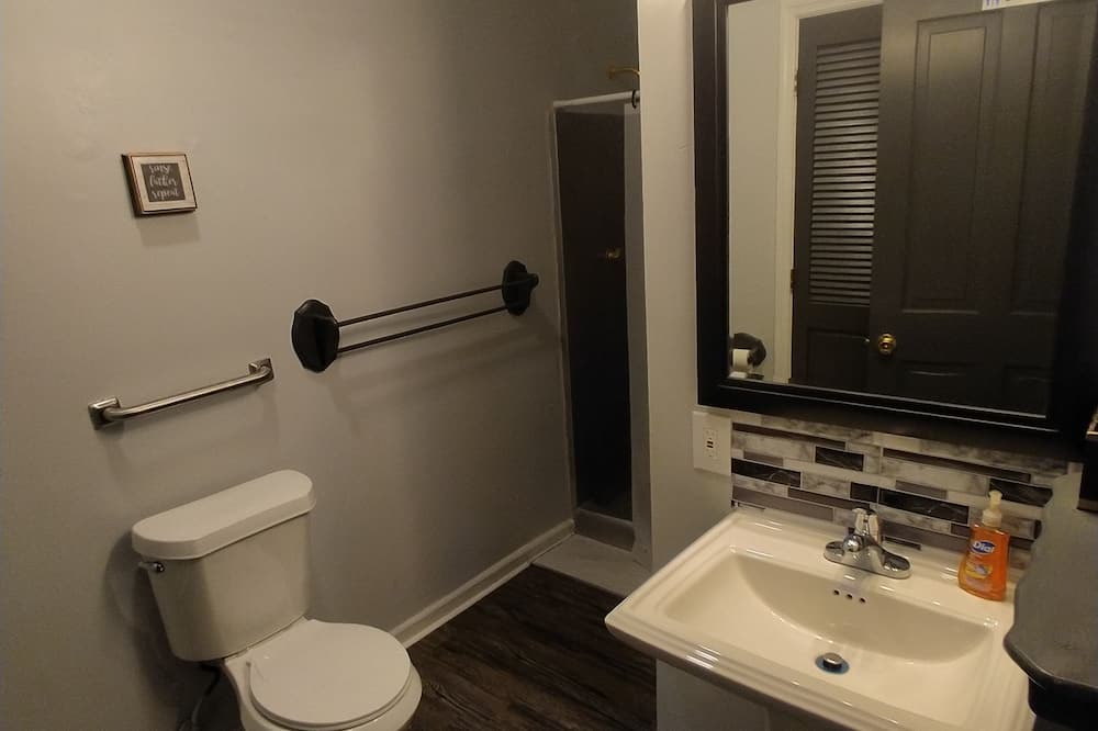 Photo of Others in Winder