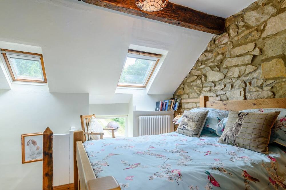 Photo of Bedroom in Wirksworth