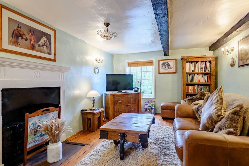 Photo of Livingroom in Wirksworth