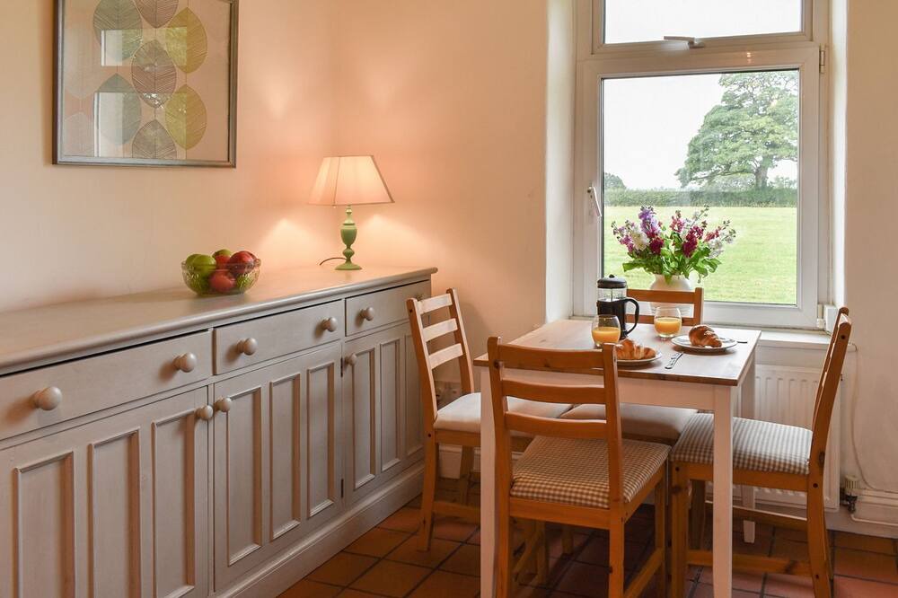 Photo of Others in Dinas