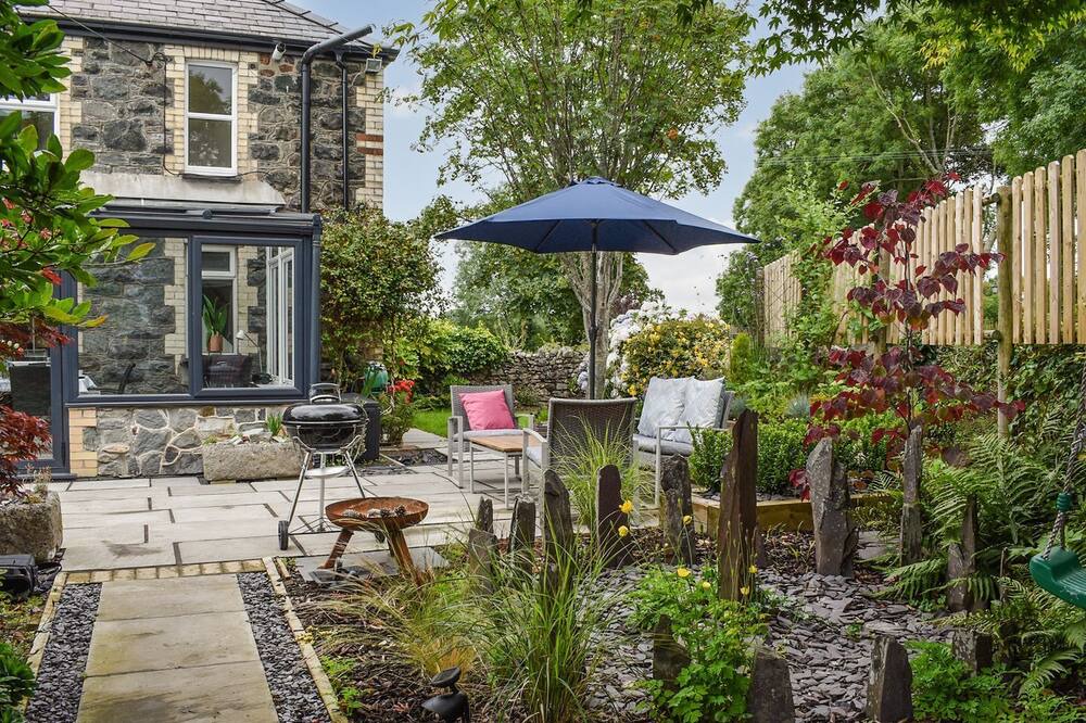 Photo of Outdoor in Dinas