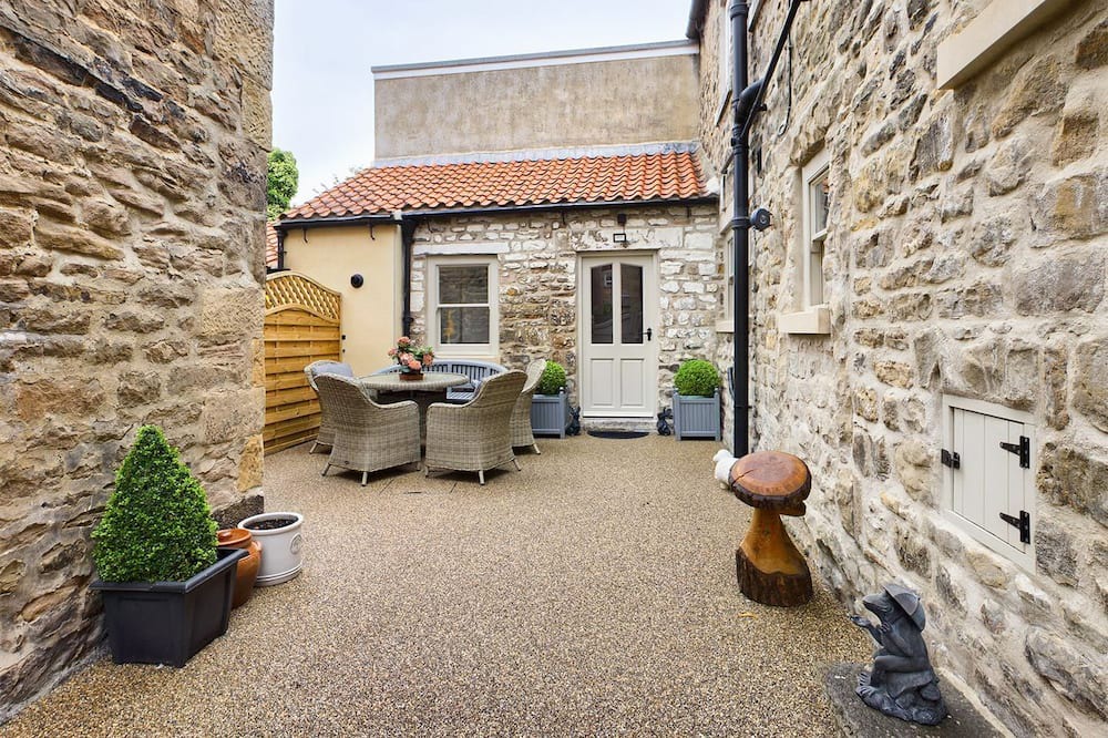 Photo of Patio Balcony in Staindrop