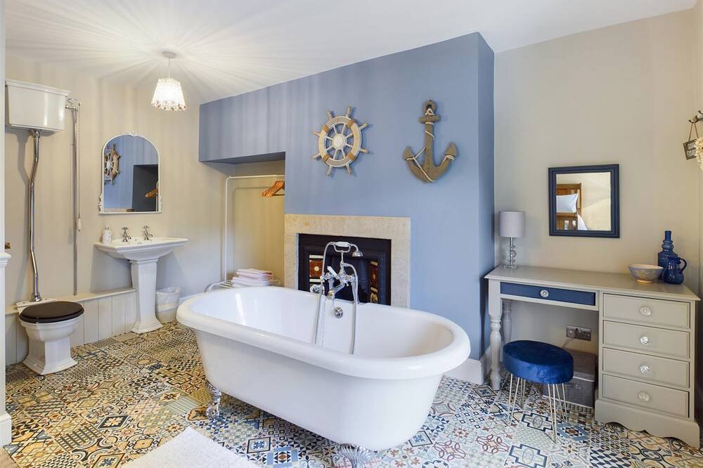 Photo of Bathroom in Staindrop