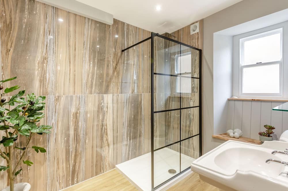 Photo of Bathroom in Staindrop