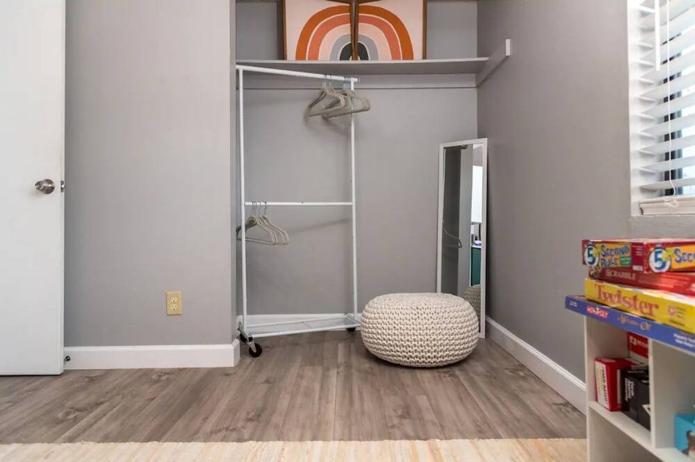 Photo of Bedroom in Timberlane Woodlake