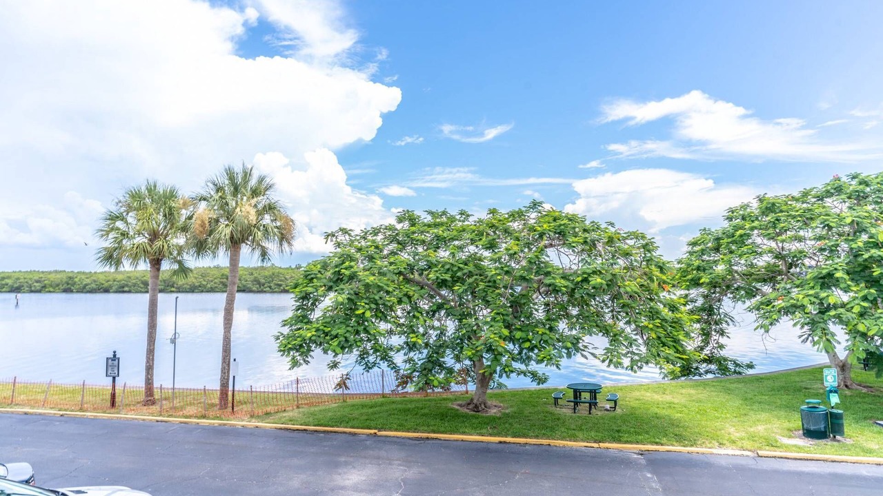 Photo of Outdoor in Ruskin