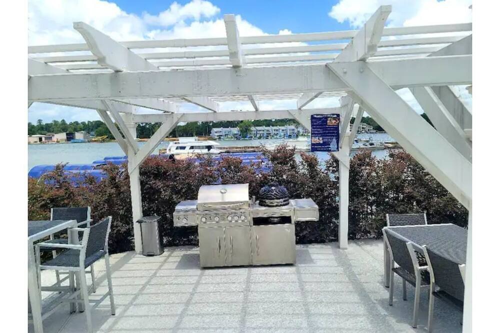Photo of Outdoor in Montgomery