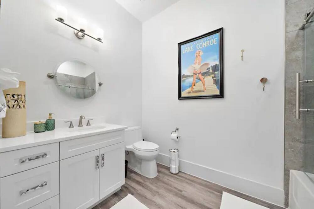 Photo of Bathroom in Montgomery