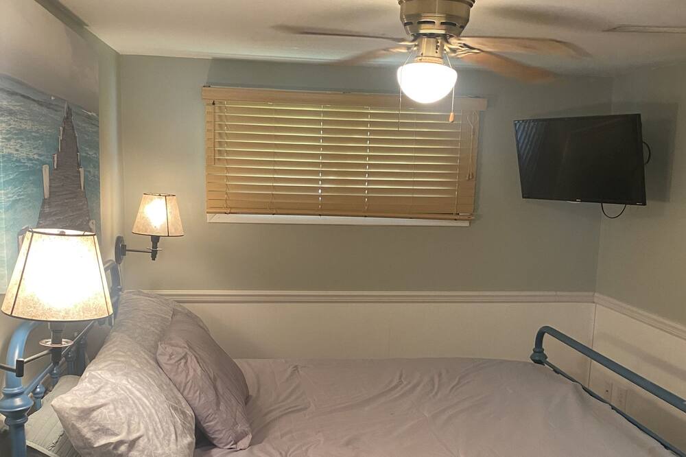 Photo of Bedroom in Leesburg