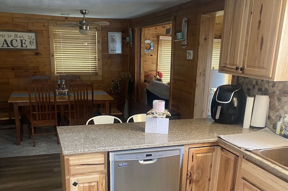 Photo of Kitchen in Leesburg