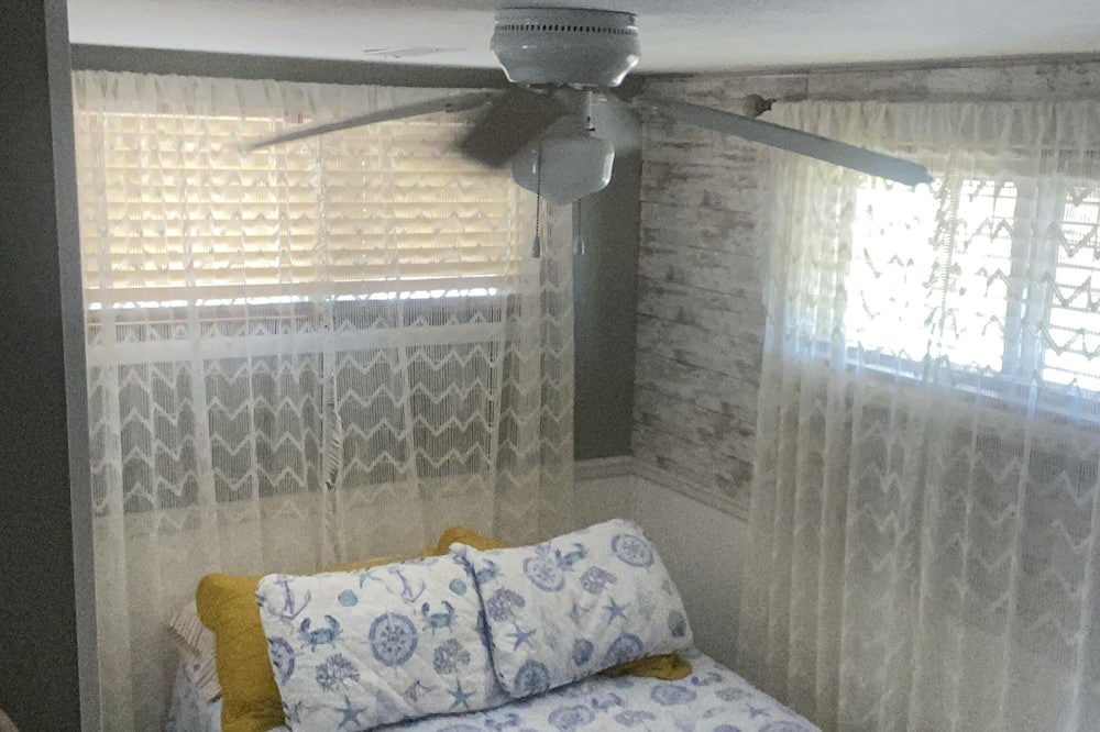 Photo of Bedroom in Leesburg