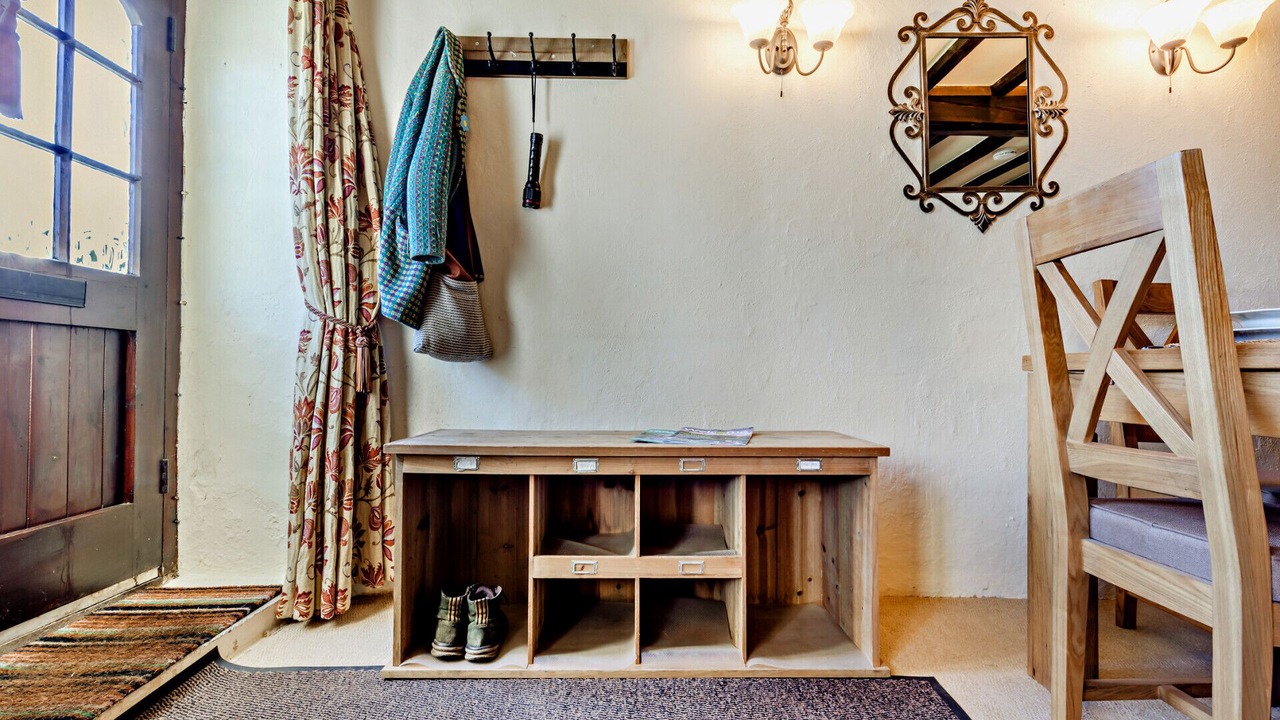 Photo of Others in Foolow