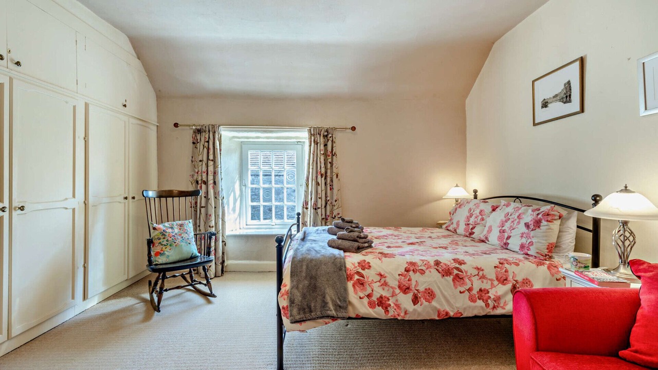 Photo of Bedroom in Foolow