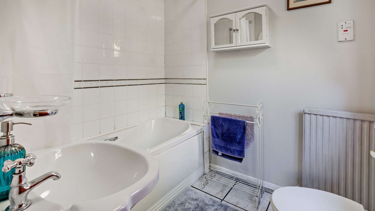 Photo of Others in Foolow