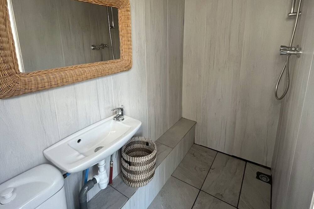 Photo of Bathroom in Crechets