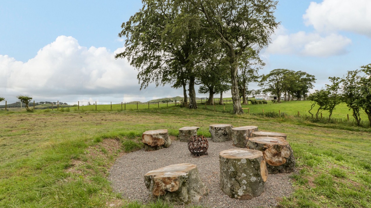 Photo of Others in Lochmaben