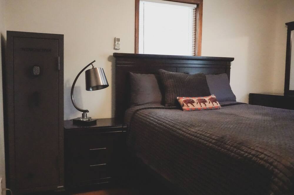 Photo of Bedroom in Tahlequah