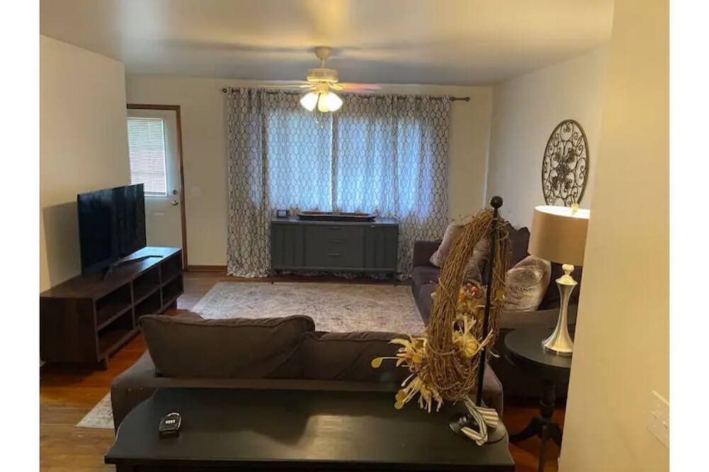 Photo of Livingroom in Tahlequah