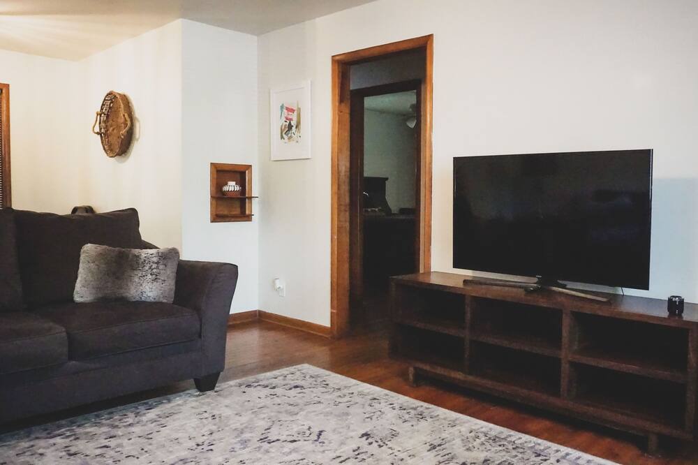 Photo of Livingroom in Tahlequah