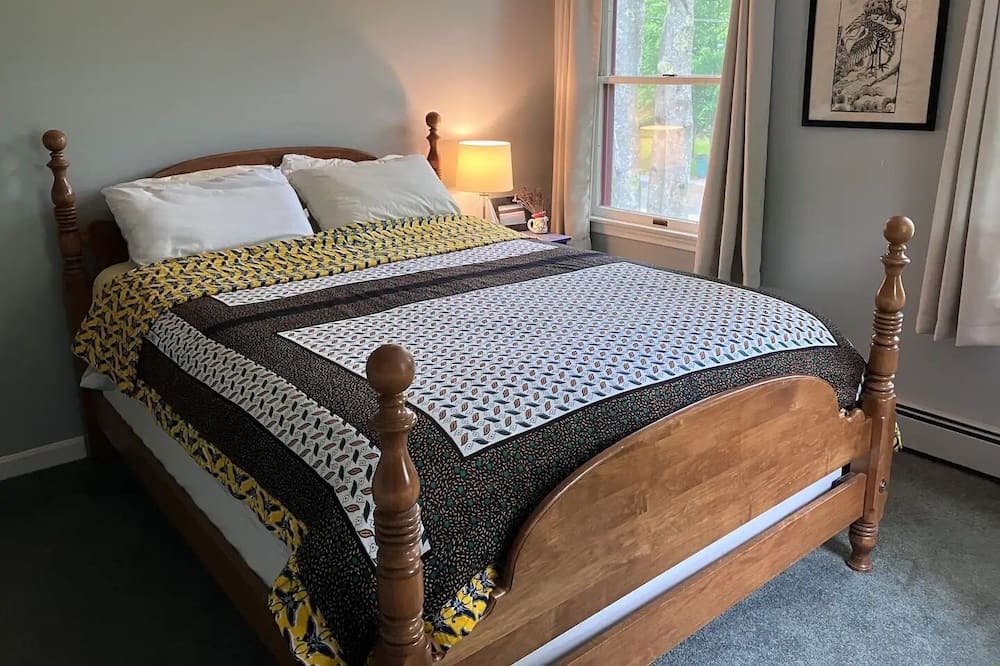 Photo of Bedroom in Topsham