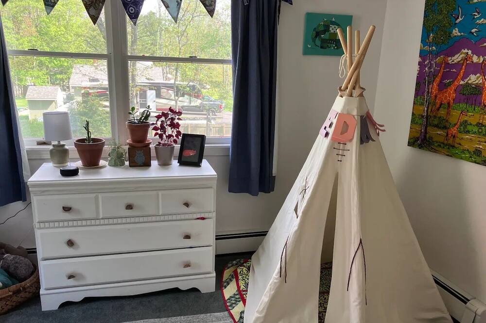 Photo of Bedroom in Topsham