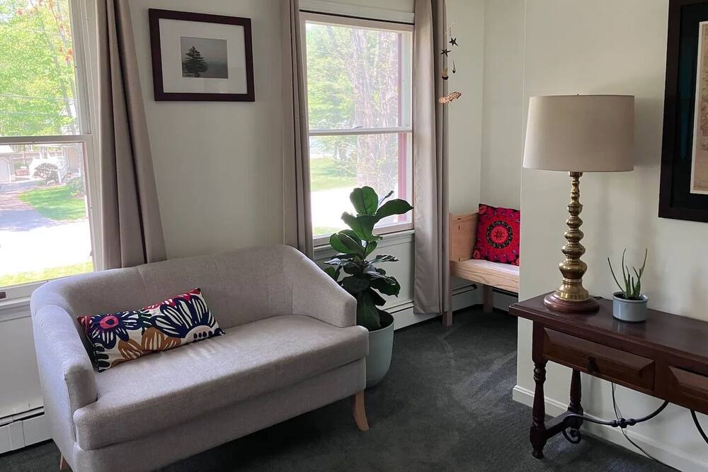 Photo of Livingroom in Topsham