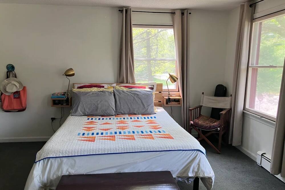 Photo of Bedroom in Topsham