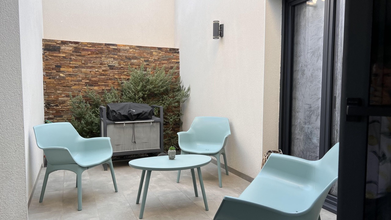 Photo of Patio Balcony in Pia
