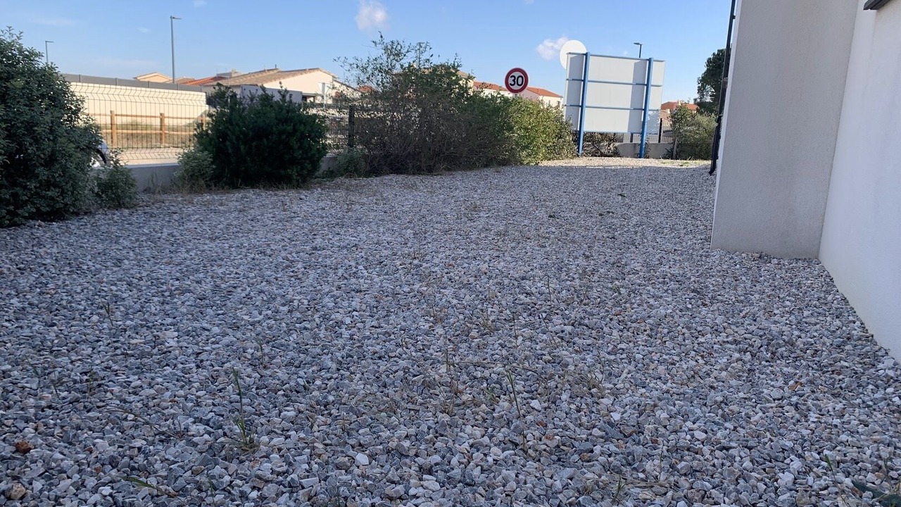 Photo of Outdoor in Pia