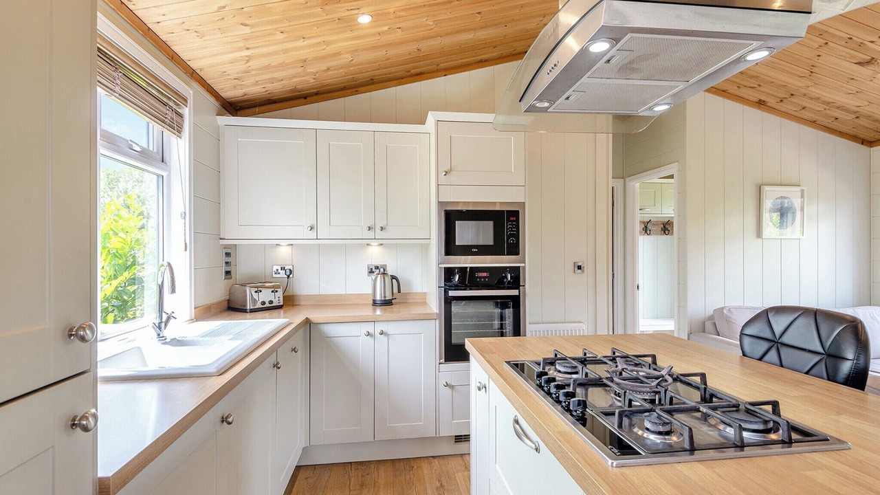 Photo of Kitchen in Westmarsh