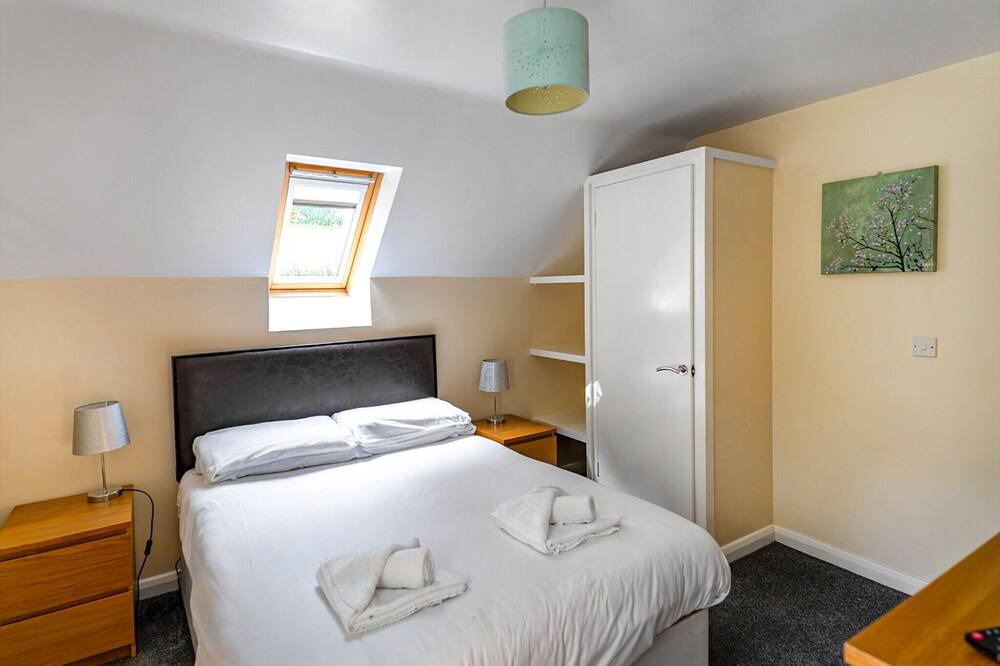 Photo of Others in Farley