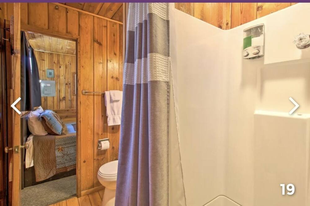 Photo of Bathroom in Pinetop-Lakeside