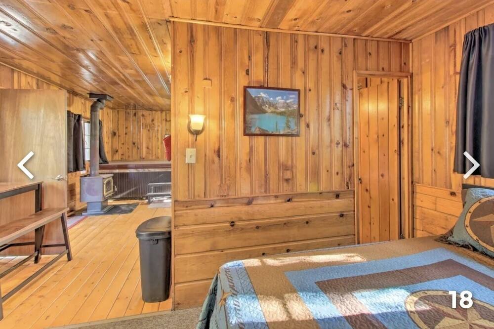 Photo of Bedroom in Pinetop-Lakeside