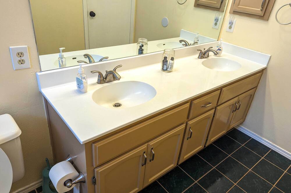 Photo of Bathroom in North San Antonio - SAT