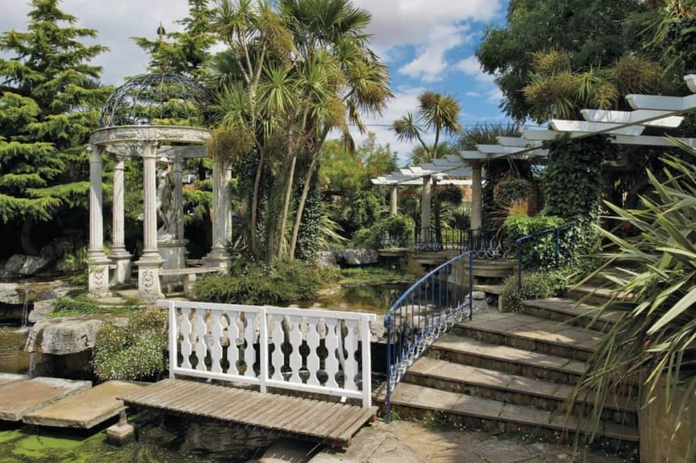 Photo of Outdoor in Westmarsh