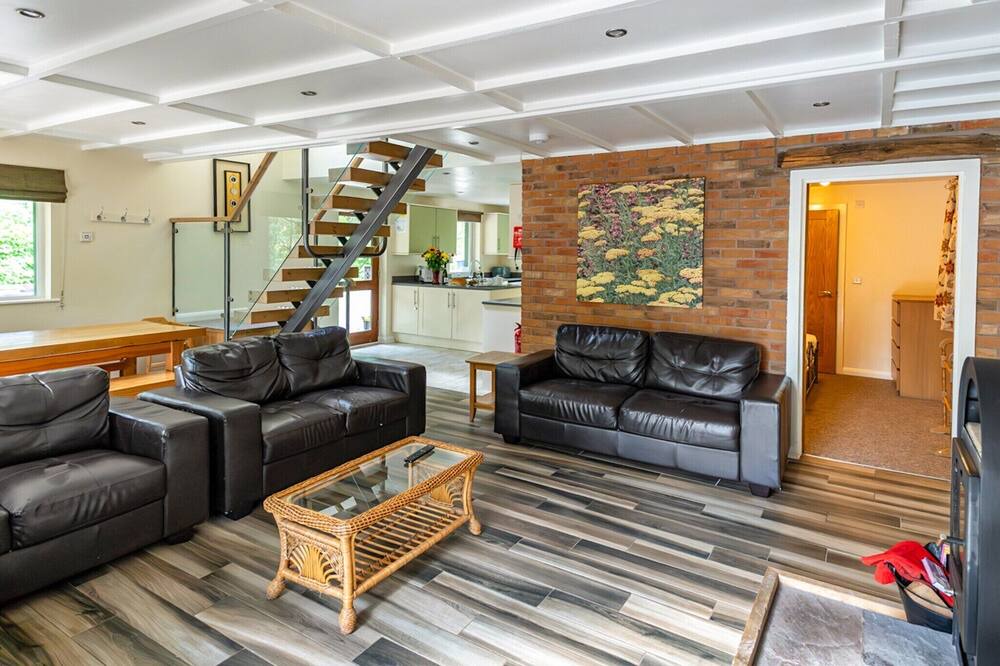 Photo of Livingroom in Farley